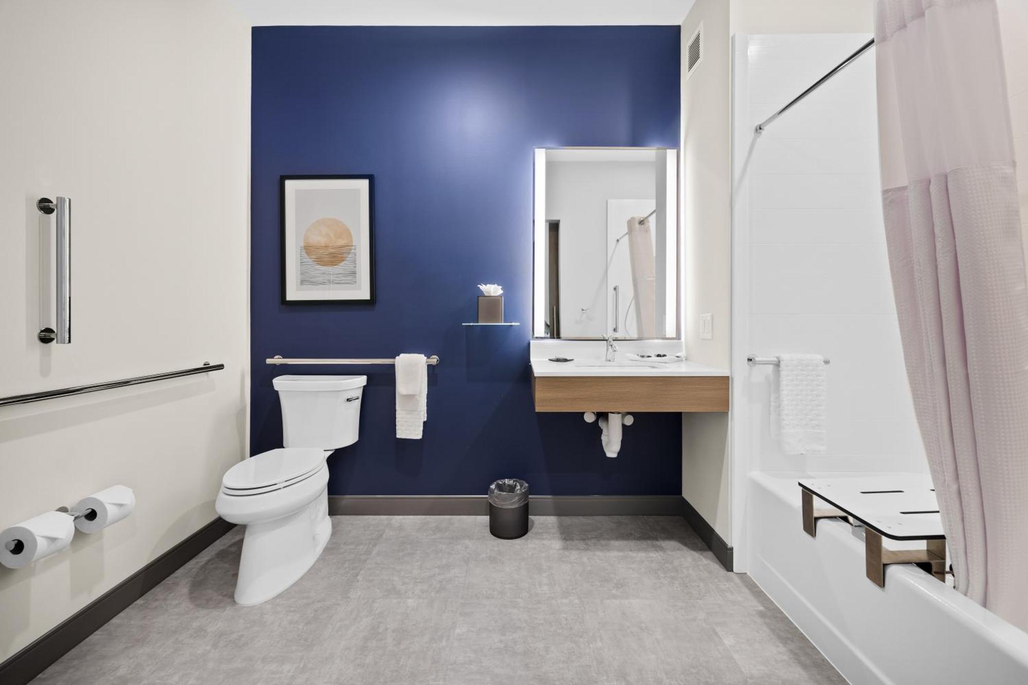 Best Western Plus Marquette Hotel & Suites Exterior foto